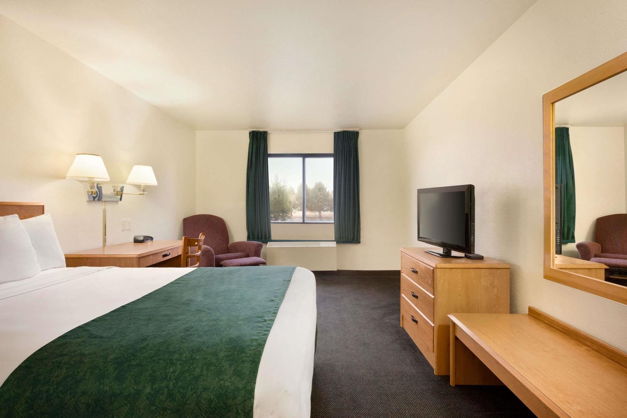 Travelodge By Wyndham Alpine Esterno foto