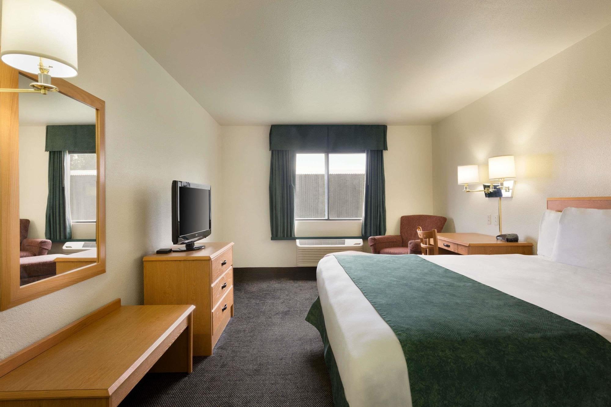 Travelodge By Wyndham Alpine Esterno foto