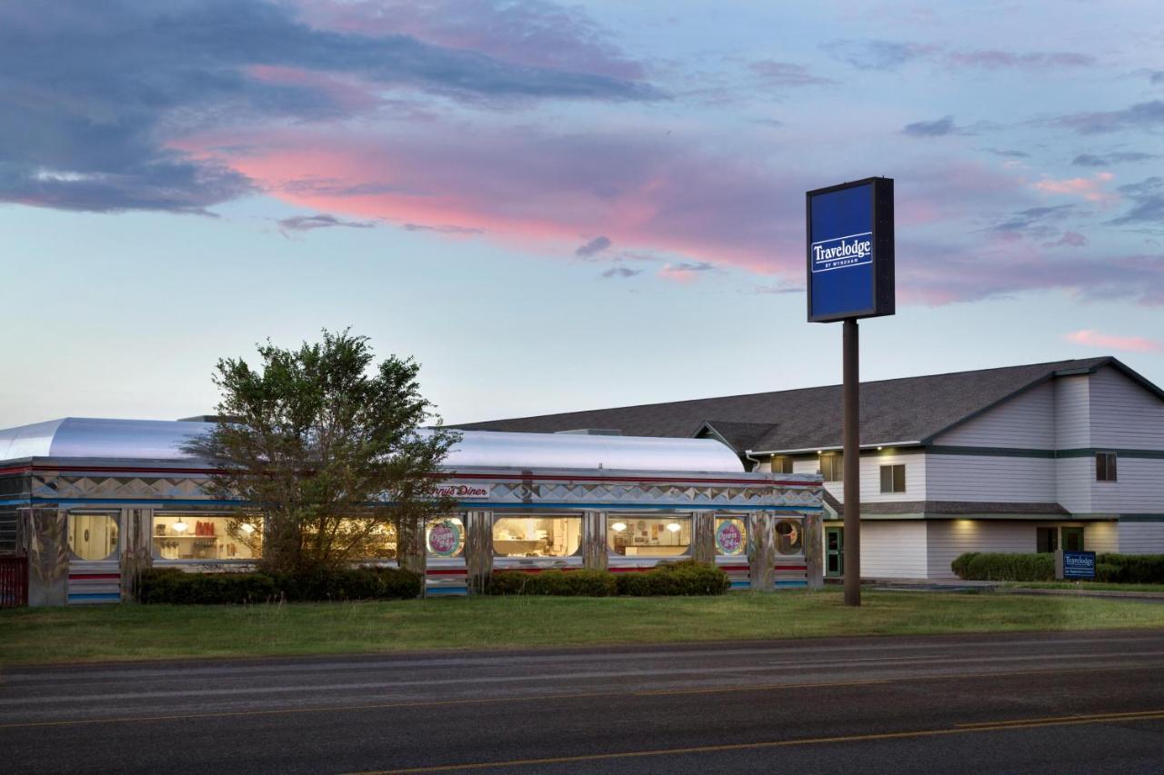 Travelodge By Wyndham Alpine Esterno foto